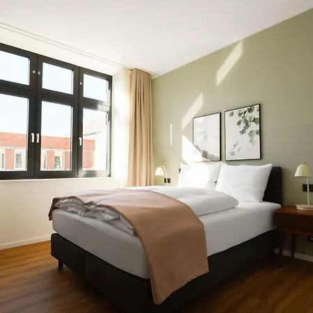 Limehome Hochstr 3*