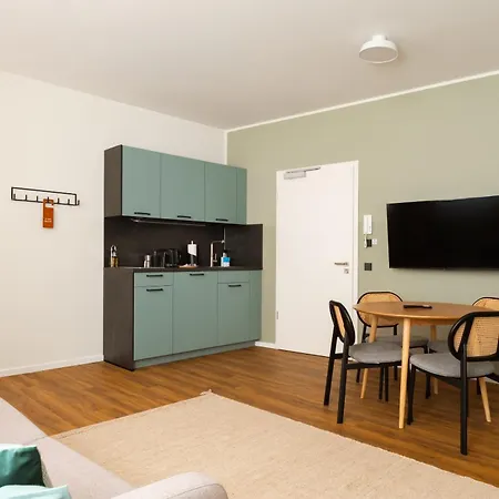 Aparthotel Limehome Hochstr 3*